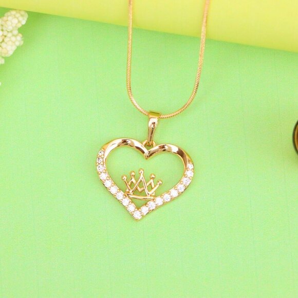 "Heart-Shaped Rose Gold Pendant with Crown Design and CZ Stones, XPPT1517 - Picture 2 of 11